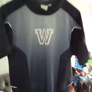 BIZ COLLECTION WINNIPEG BLUE BOMBER SHIRT KIDS SIZE 14